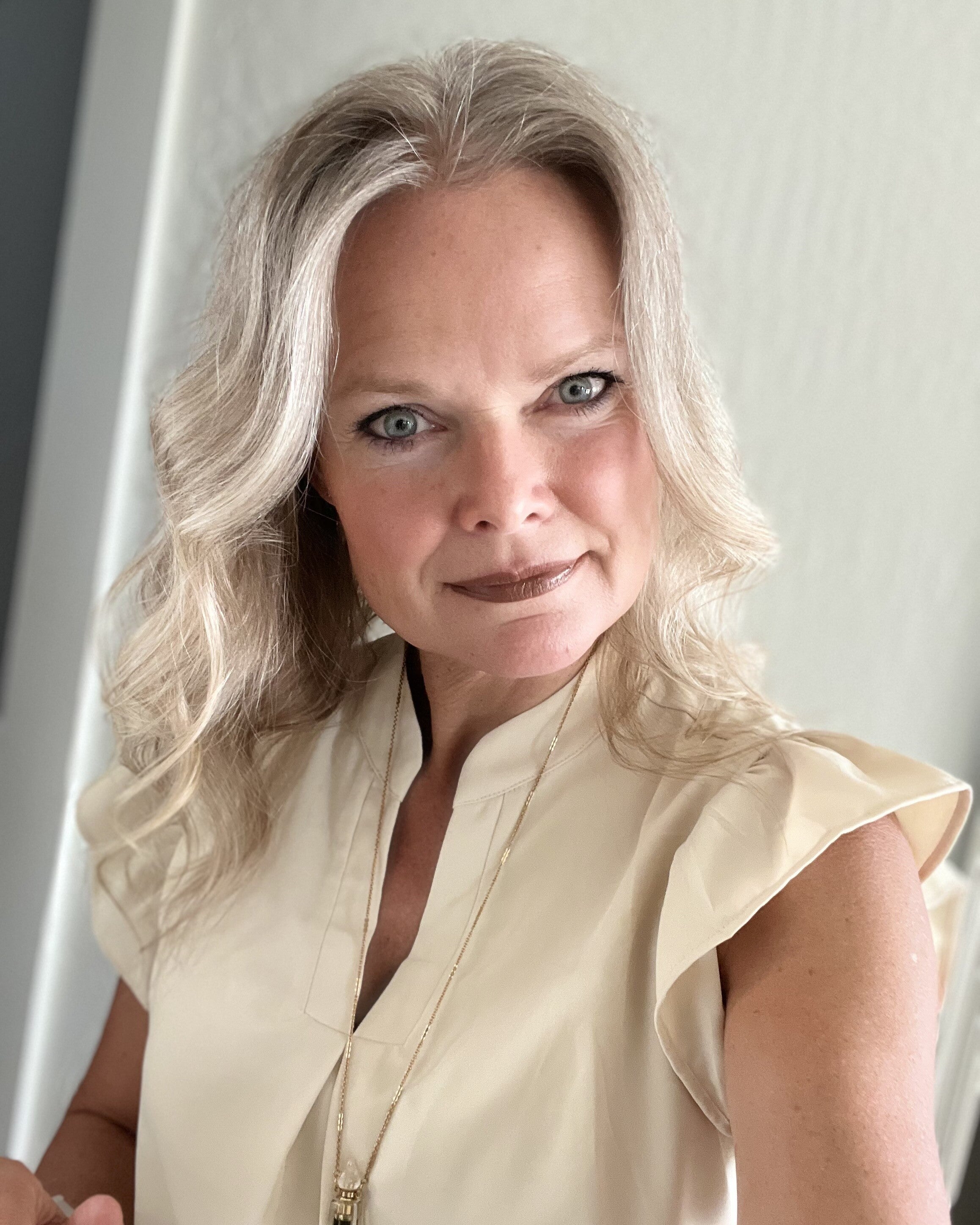 Julie-Anne Cox